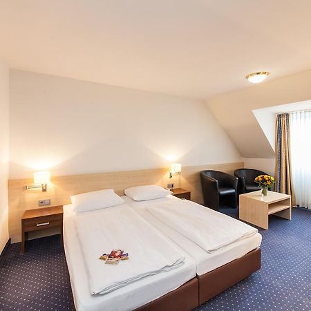 Novum Hotel Mariella Airport Köln Kültér fotó